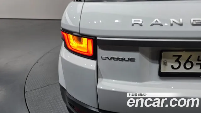 Land Rover Range Rover Evoque 2019 — фото 9
