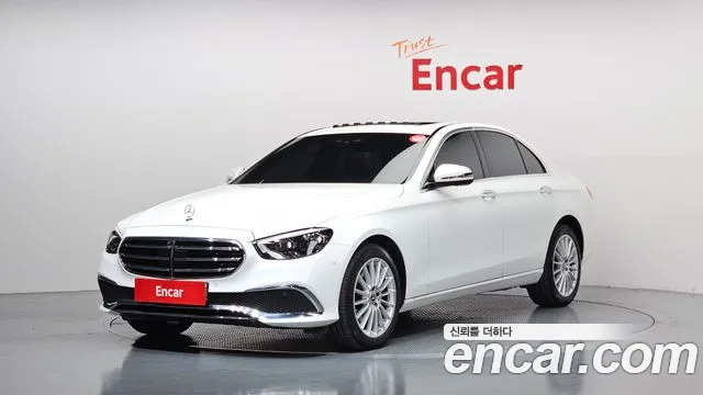 Mercedes-Benz E-Class 2023 — фото 1