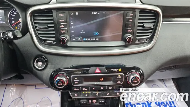 Kia Sorento 2019 — фото 16