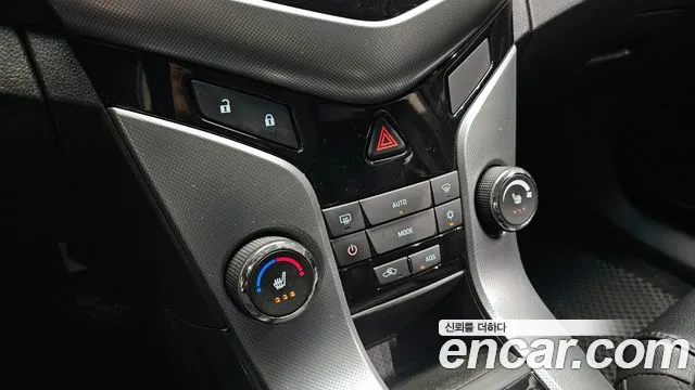 ChevroletGMDaewoo Cruze 2011 — фото 16