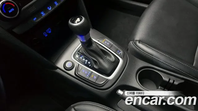 Hyundai Kona 2018 — фото 12