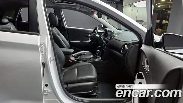 Hyundai Kona 2018 — фото 16