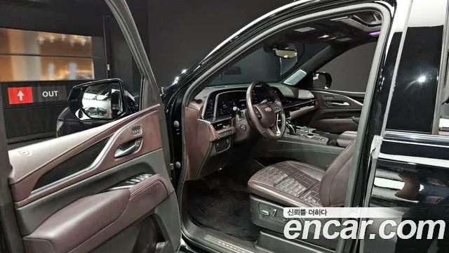 Cadillac Escalade 2023 — фото 13