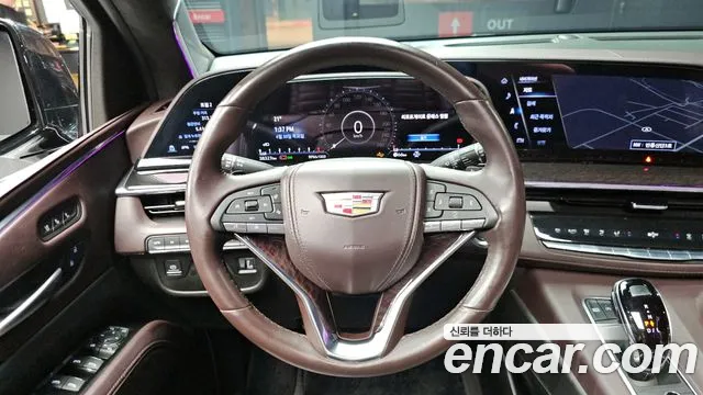 Cadillac Escalade 2023 — фото 19
