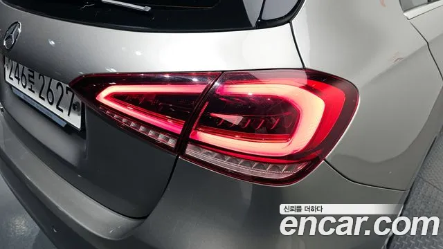 Mercedes-Benz A-Class 2019 — фото 9