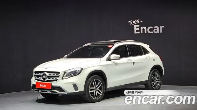 Mercedes-Benz GLA-класс