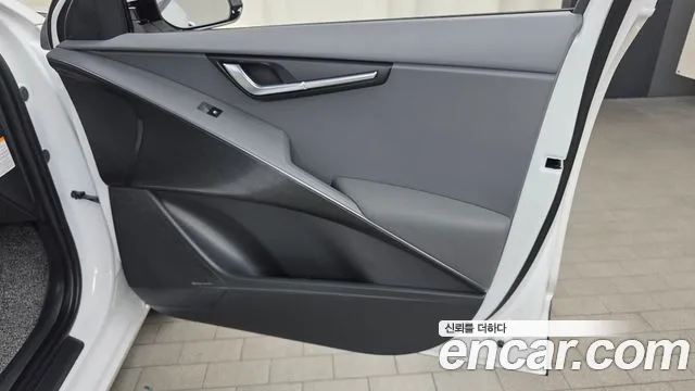 Kia Niro 2025 — фото 15