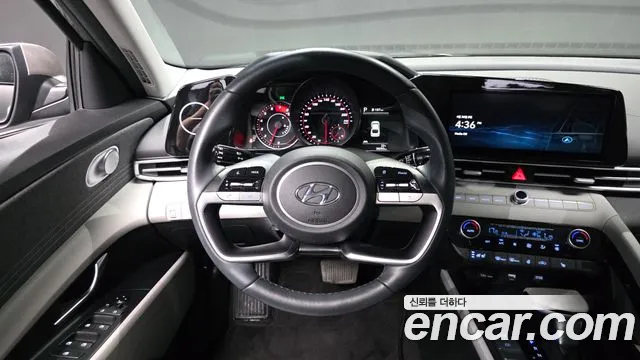 Hyundai AVANTE 2021 — фото 19