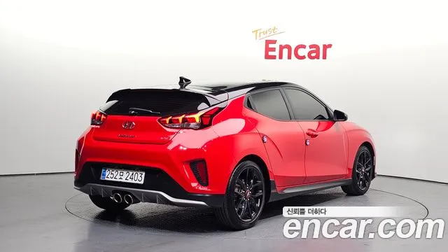 Hyundai Veloster 2018 — фото 2