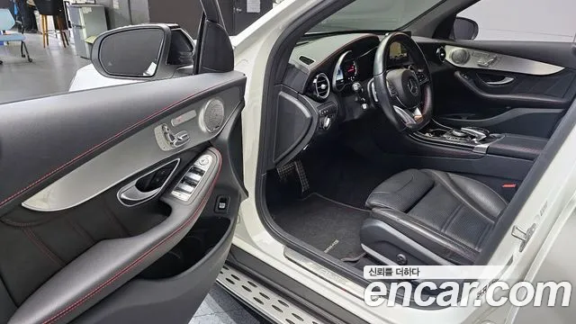 Mercedes-Benz GLC-Class 2017 — фото 13