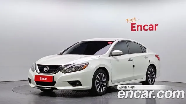 Nissan Altima 2017 — фото 1