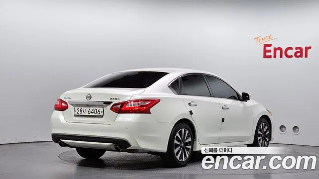 Nissan Altima 2017 — фото 2