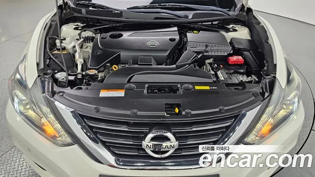 Nissan Altima 2017 — фото 6