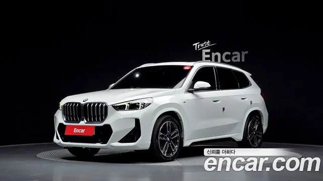 BMW X1 2024 — фото 1