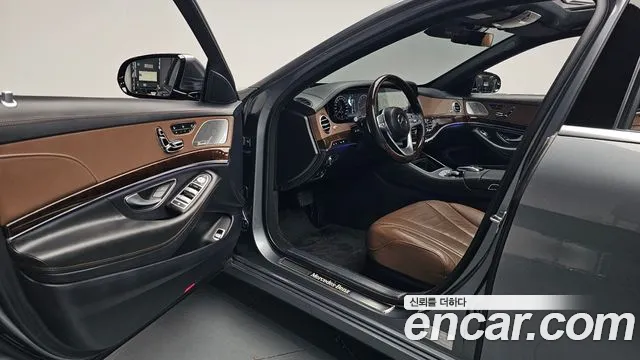 Mercedes-Benz S-Class 2018 — фото 12