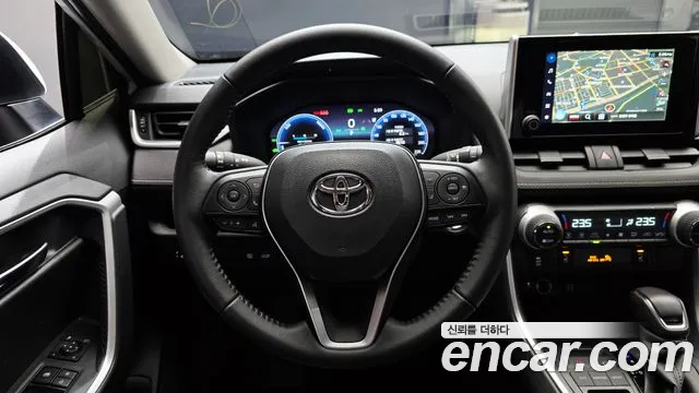 Toyota RAV4 2025 — фото 19