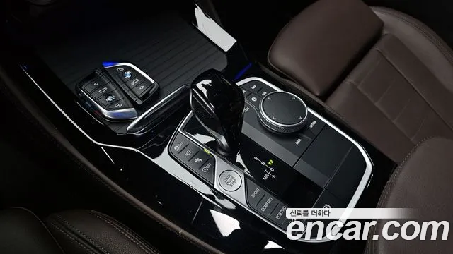 BMW X4 2024 — фото 12