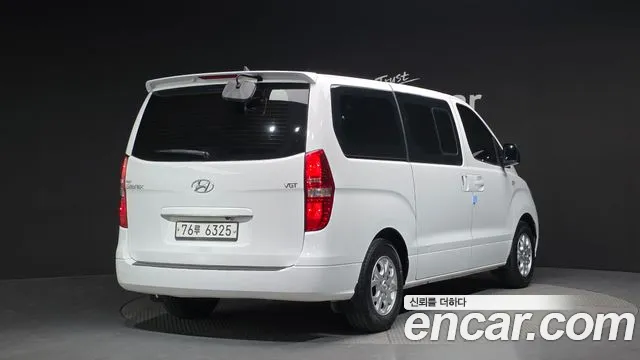Hyundai Starex 2015 — фото 2