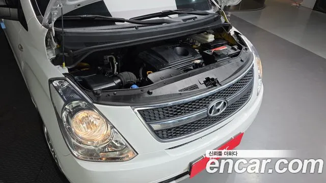 Hyundai Starex 2015 — фото 6