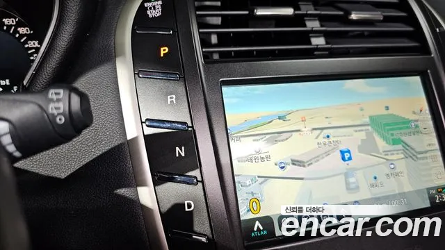 Lincoln MKC 2019 — фото 12