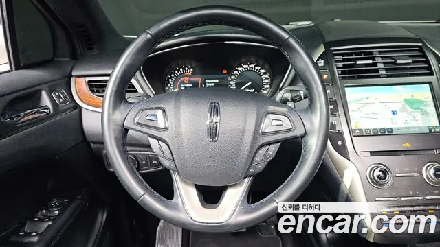 Lincoln MKC 2019 — фото 20