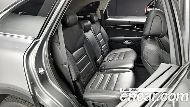 Kia Sorento 2015 — фото 17