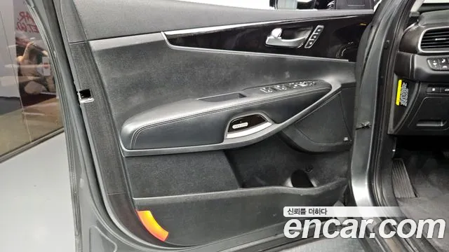Kia Sorento 2015 — фото 14