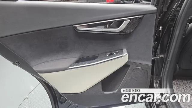 Kia EV6 2023 — фото 15