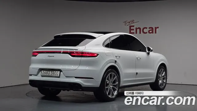 Porsche Cayenne 2020 — фото 1
