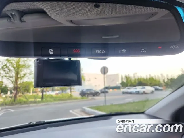 Hyundai AVANTE 2020 — фото 19