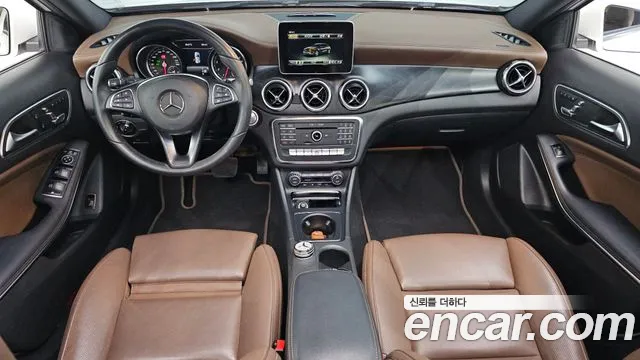 Mercedes-Benz GLA-Class 2018 — фото 7