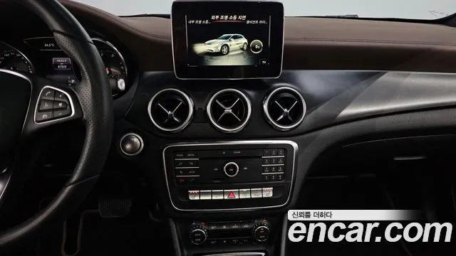 Mercedes-Benz GLA-Class 2018 — фото 14