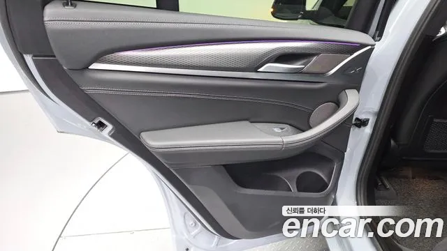 BMW X4 2023 — фото 15
