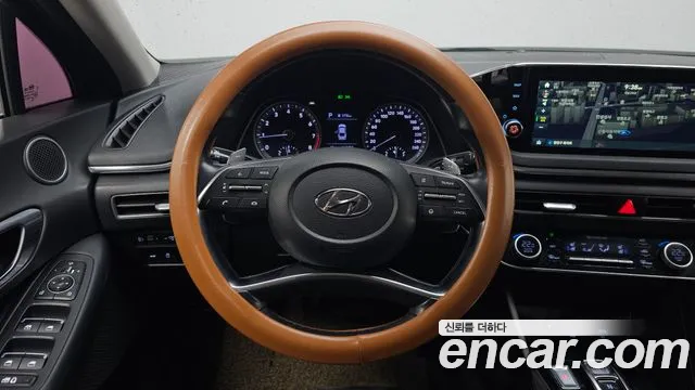 Hyundai Sonata 2020 — фото 12