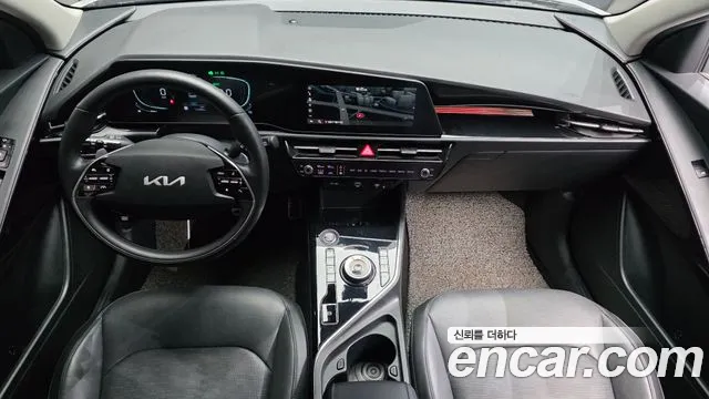 Kia Niro 2022 — фото 10