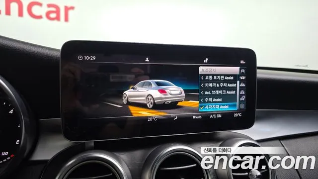 Mercedes-Benz C-Class 2019 — фото 15
