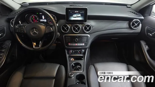 Mercedes-Benz GLA-Class 2019 — фото 9