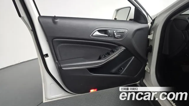 Mercedes-Benz GLA-Class 2019 — фото 13