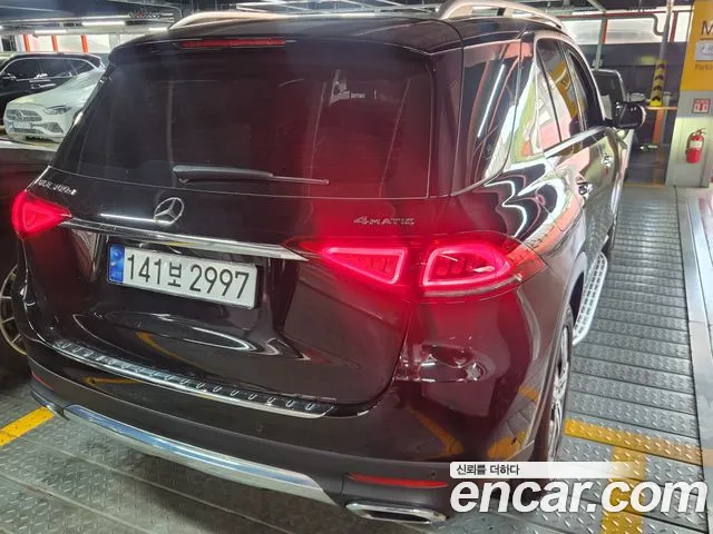 Mercedes-Benz GLE-Class 2020 — фото 2