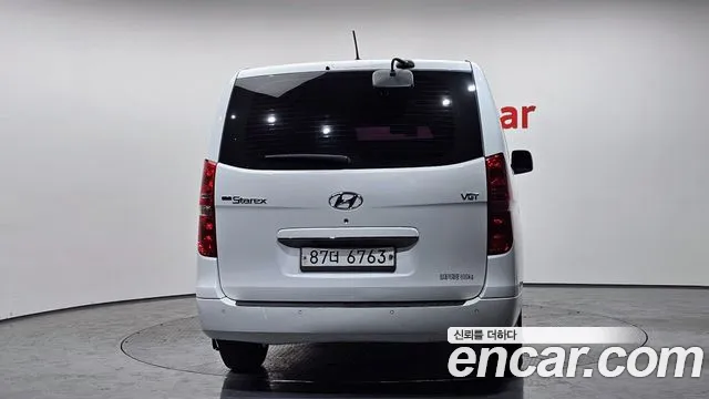 Hyundai Starex 2019 — фото 4