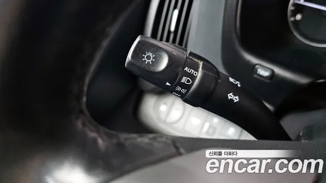Hyundai Starex 2019 — фото 17