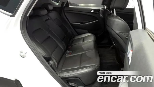 Hyundai Tucson 2018 — фото 17