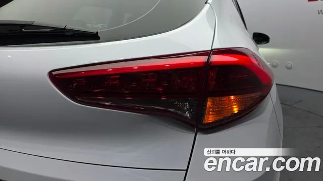 Hyundai Tucson 2018 — фото 9