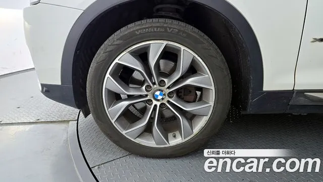 BMW X4 2015 — фото 5