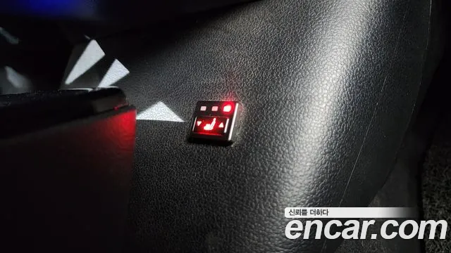 Toyota Prius 2017 — фото 12