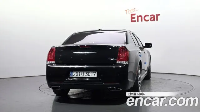 Chrysler 300C 2015 — фото 4