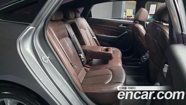 Hyundai Sonata 2018 — фото 18
