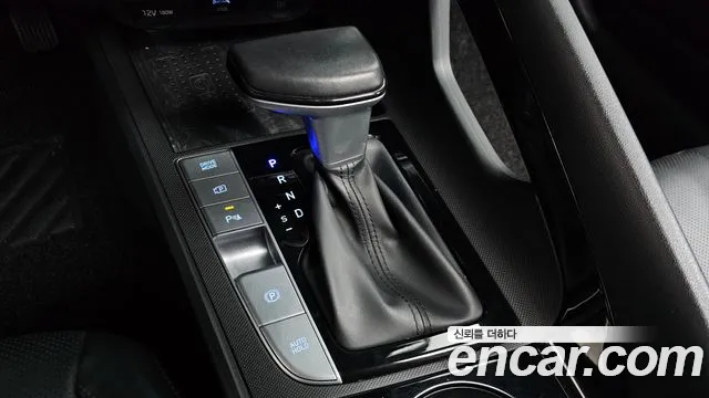 Hyundai AVANTE 2021 — фото 12