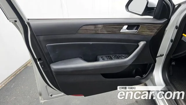 Hyundai Sonata 2015 — фото 14