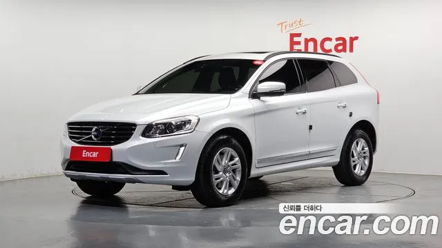 Volvo XC60 2017 — фото 1